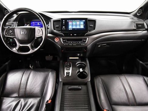 Certified 2022 Honda Passport TrailSport image 3