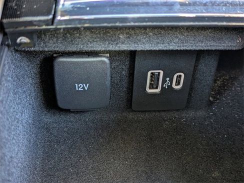 Used 2022 Lincoln Corsair Reserve w/ Equipment Group 201A image 26