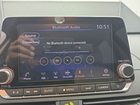 Used 2020 Nissan Altima 2.0 Platinum FWD image 30