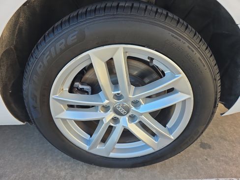 Used 2017 Audi A4 2.0T Premium image 30