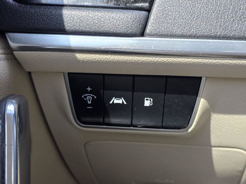 Used 2022 Kia Stinger GT-Line w/ Sun & Sound Package RWD image 11
