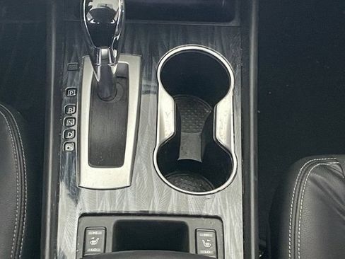 Used 2016 Nissan Altima 3.5 SL FWD image 14