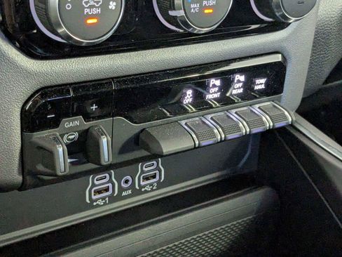 Used 2026 RAM 1500 Big Horn w/ Night Edition AWD/4WD image 23