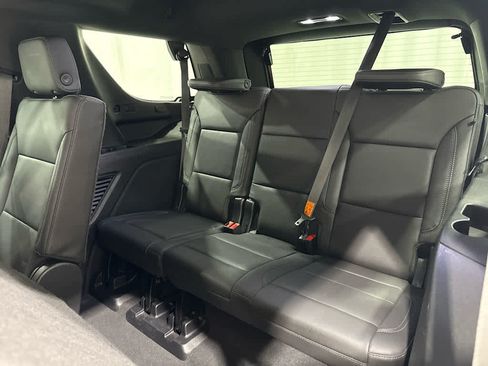 Certified 2022 Chevrolet Tahoe Z71 w/ Z71 Off-Road Package AWD/4WD image 23