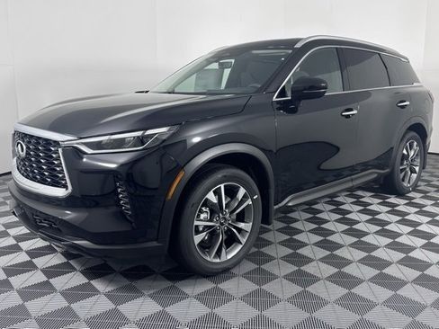 Certified 2025 INFINITI QX60 Luxe image 3