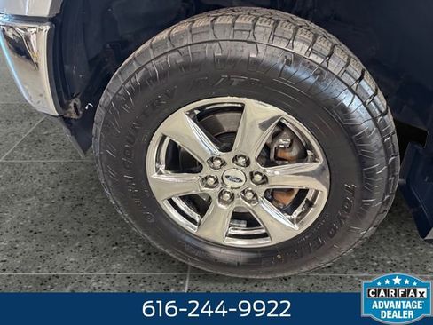 Used 2019 Ford F150 Lariat w/ Equipment Group 502A Luxury AWD/4WD image 24
