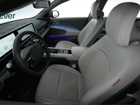 Used 2024 Hyundai Ioniq 6 SEL image 4