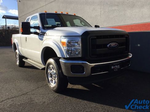 Used 2016 Ford F250 XL w/ Power Equipment Group image 3