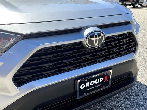 Used 2020 Toyota RAV4 LE w/ All Weather Liner Package AWD/4WD image 32