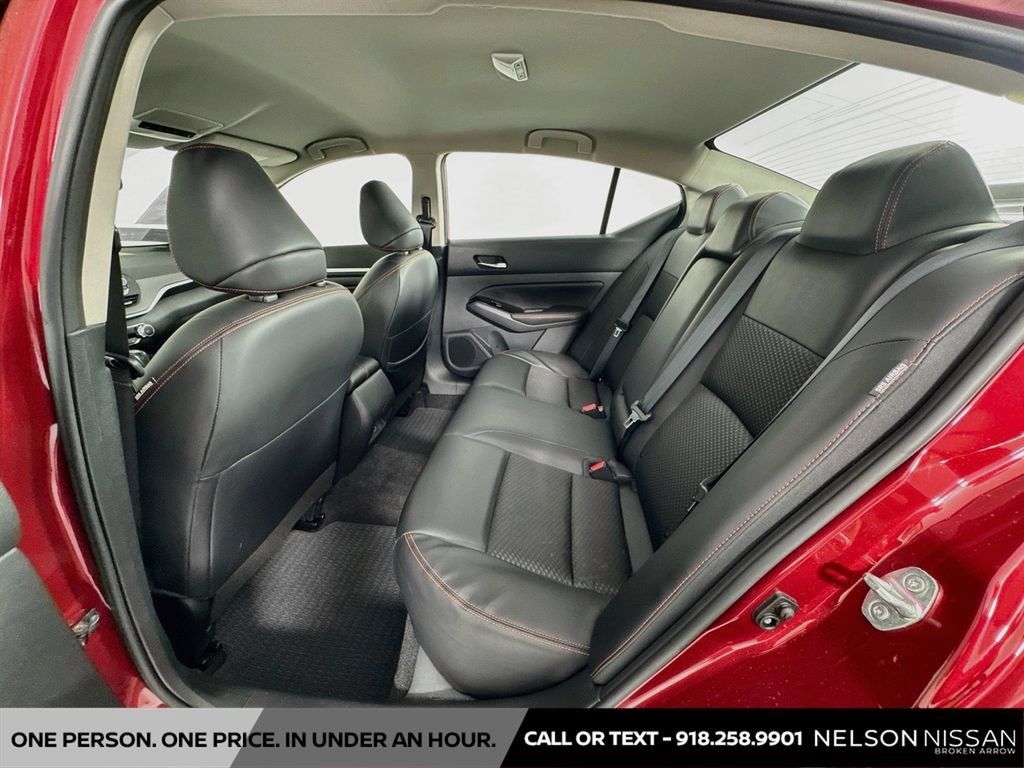 Used 2023 Nissan Altima 2.5 SR FWD image 22