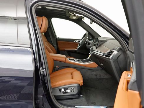 New 2026 BMW X5 xDrive40i w/ M Sport Package AWD/4WD image 20