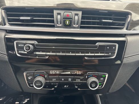 Used 2022 BMW X2 sDrive28i w/ Convenience Package FWD image 27