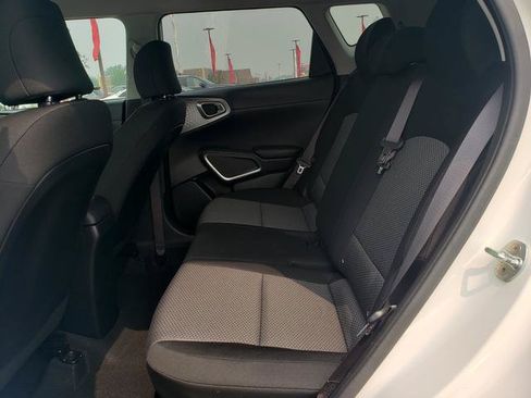 Used 2020 Kia Soul LX FWD image 12