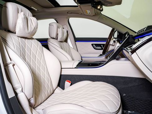 Used 2024 Mercedes-Benz S 580 4MATIC Sedan image 16