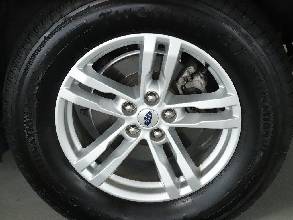 Used 2022 Ford Explorer XLT AWD/4WD image 39