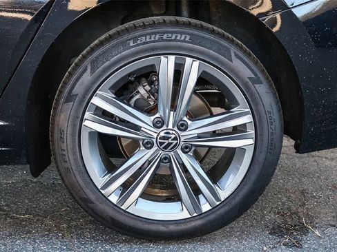 Used 2024 Volkswagen Jetta SE image 10