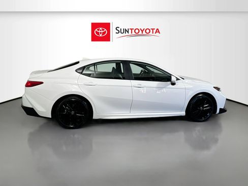 Used 2026 Toyota Camry SE w/ Multimedia Upgrade Package FWD image 2