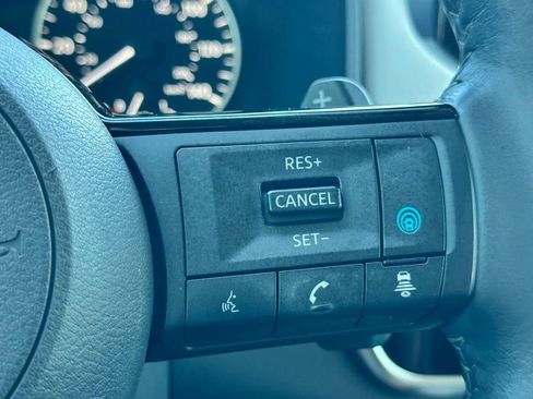 Used 2023 Nissan Rogue SL w/ SL Premium Package AWD/4WD image 16