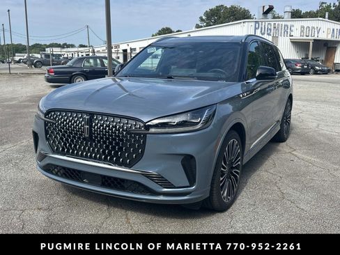 New 2026 Lincoln Aviator Black Label AWD/4WD image 3
