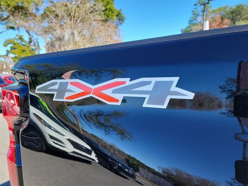 Certified 2025 Chevrolet Silverado 2500 LTZ w/ LTZ Convenience Package image 9