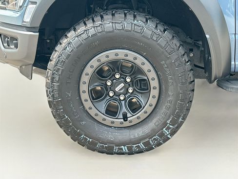 Used 2023 Ford F150 Raptor w/ Raptor Carbon Fiber Package AWD/4WD image 38