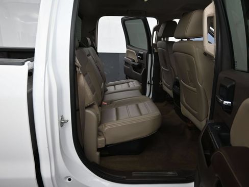 Used 2015 GMC Sierra 2500 Denali w/ Duramax Plus Package AWD/4WD image 28