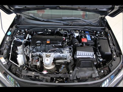 Used 2023 Honda Civic Sport image 28