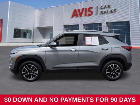 Used 2025 Chevrolet TrailBlazer LT AWD/4WD image 10