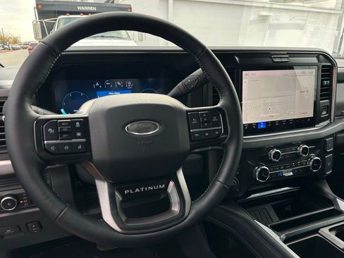 New 2026 Ford F250 Platinum w/ Tremor Off-Road Package image 32