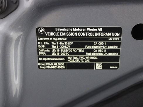 Used 2023 BMW 530e w/ M Sport Package image 50