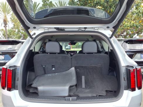 Certified 2024 Kia Sorento EX AWD/4WD image 24