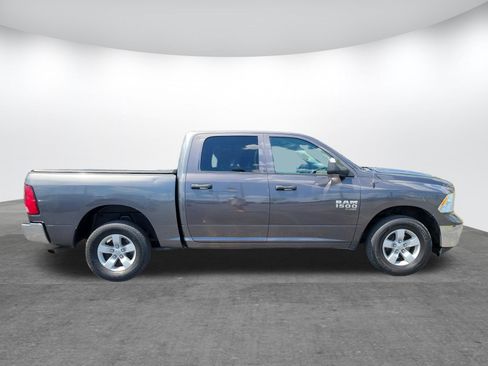 Used 2022 RAM 1500 Classic SLT w/ Electronics Group AWD/4WD image 17