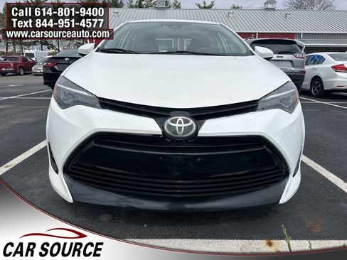 Used 2017 Toyota Corolla LE image 2
