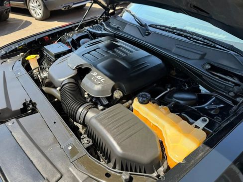 Used 2012 Dodge Challenger SXT RWD image 16
