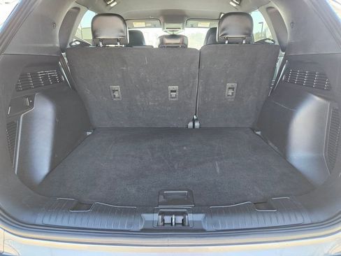 Used 2024 Ford Escape ST-Line image 24