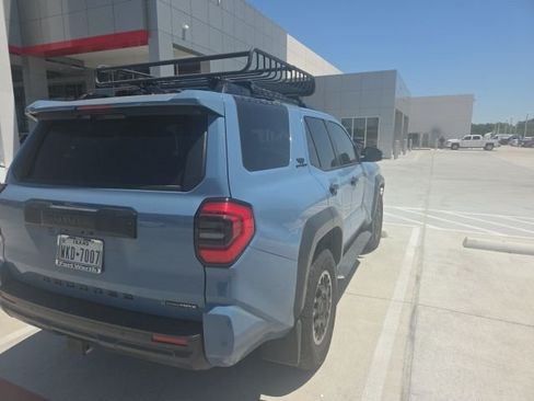 Used 2025 Toyota 4Runner TRD Off-Road AWD/4WD image 8