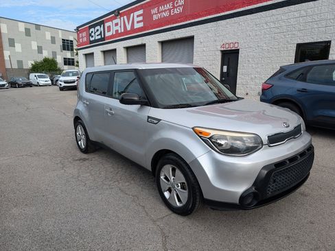 Used 2016 Kia Soul image 4