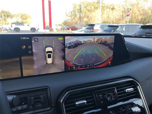 Certified 2025 Nissan Armada PRO-4X image 19