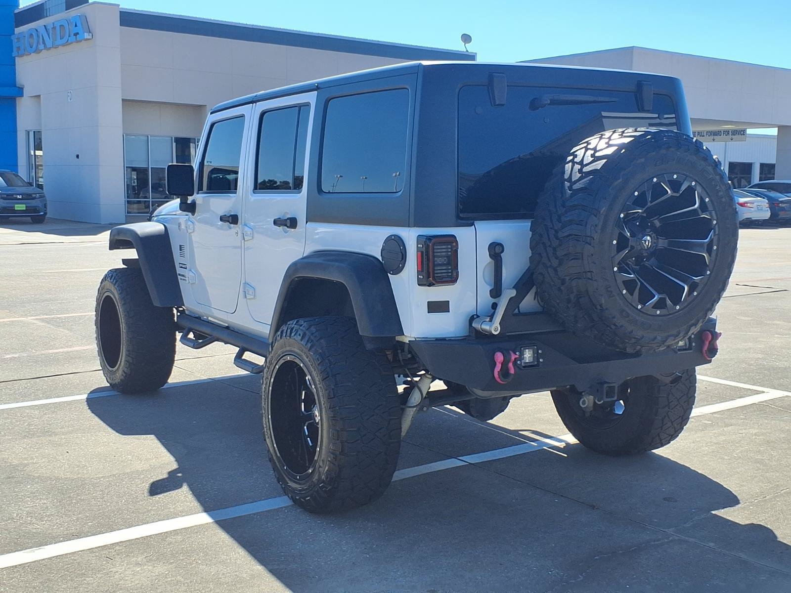 Used 2017 Jeep Wrangler Unlimited Sport w/ Quick Order Package 24S AWD/4WD image 2