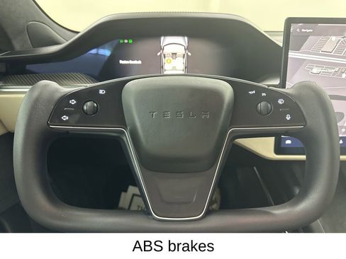 Used 2021 Tesla Model S Plaid image 31
