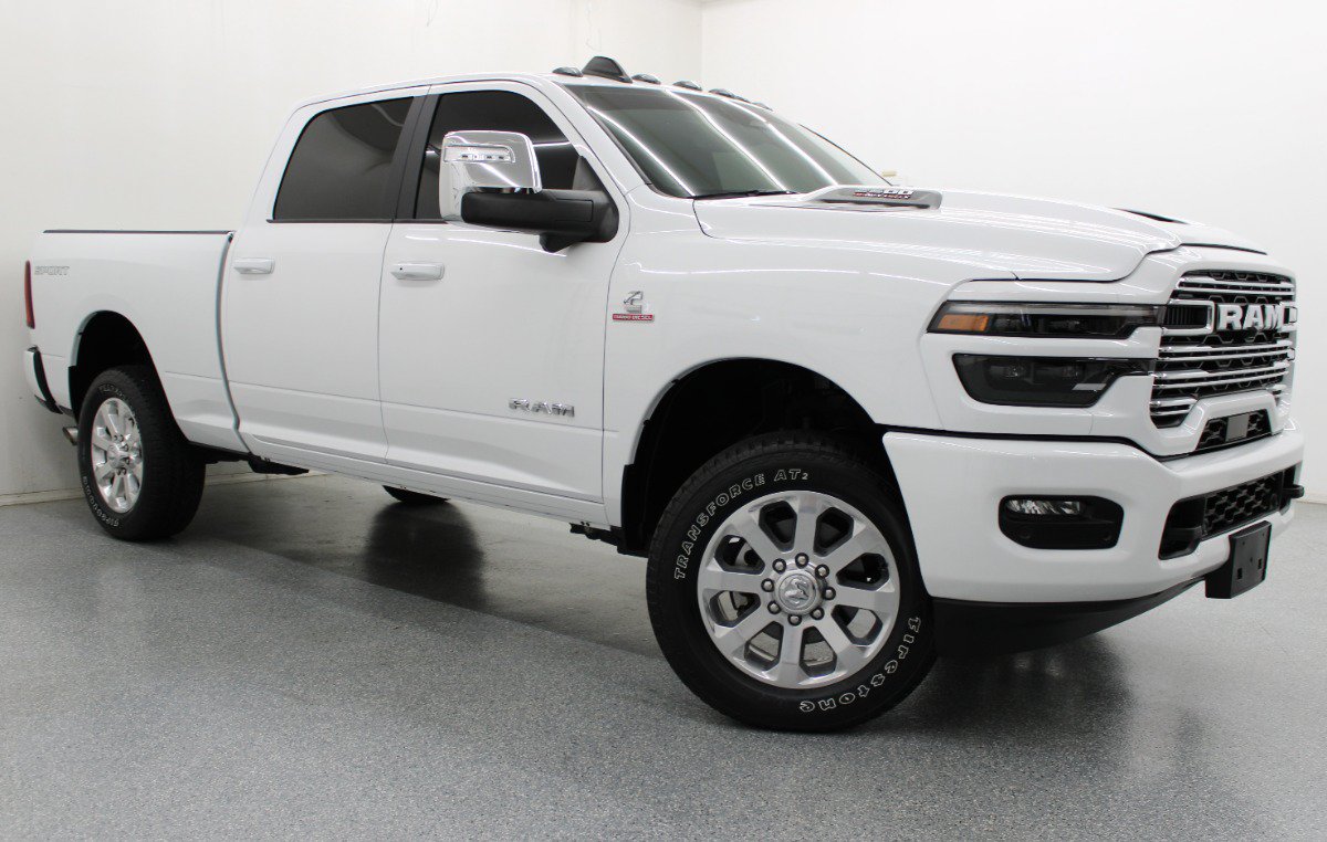 Used 2025 RAM 2500 Laramie w/ Sport Appearance Package AWD/4WD image 1
