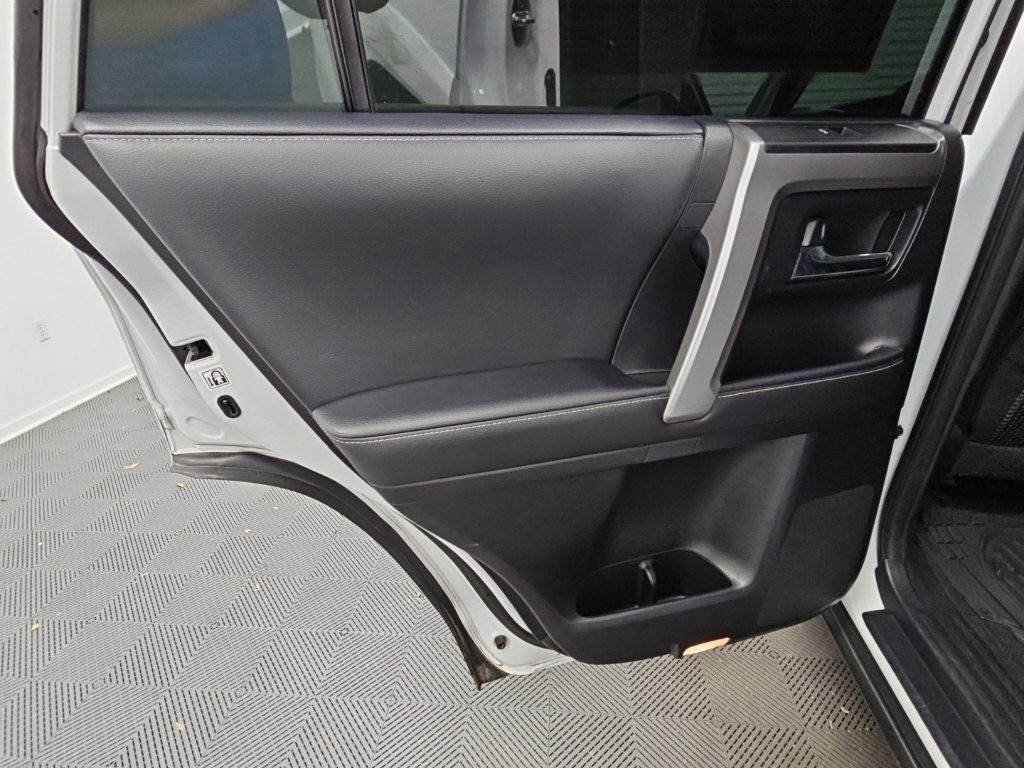 Used 2024 Toyota 4Runner SR5 Premium w/ Moonroof Package RWD image 34