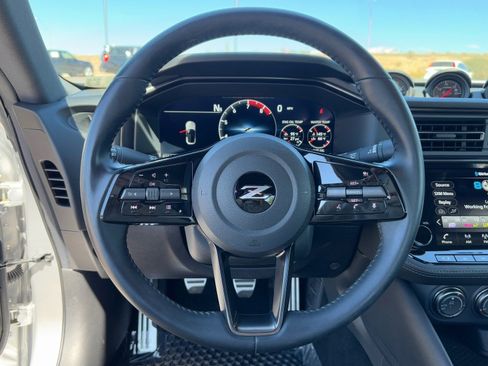 Certified 2024 Nissan Z Performance w/ Floor Mat Package image 15