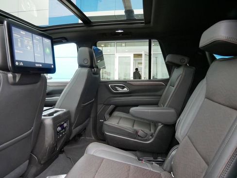 Used 2021 Chevrolet Tahoe High Country AWD/4WD image 5