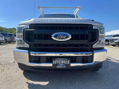 Used 2020 Ford F350 XL w/ Power Equipment Group RWD image 3