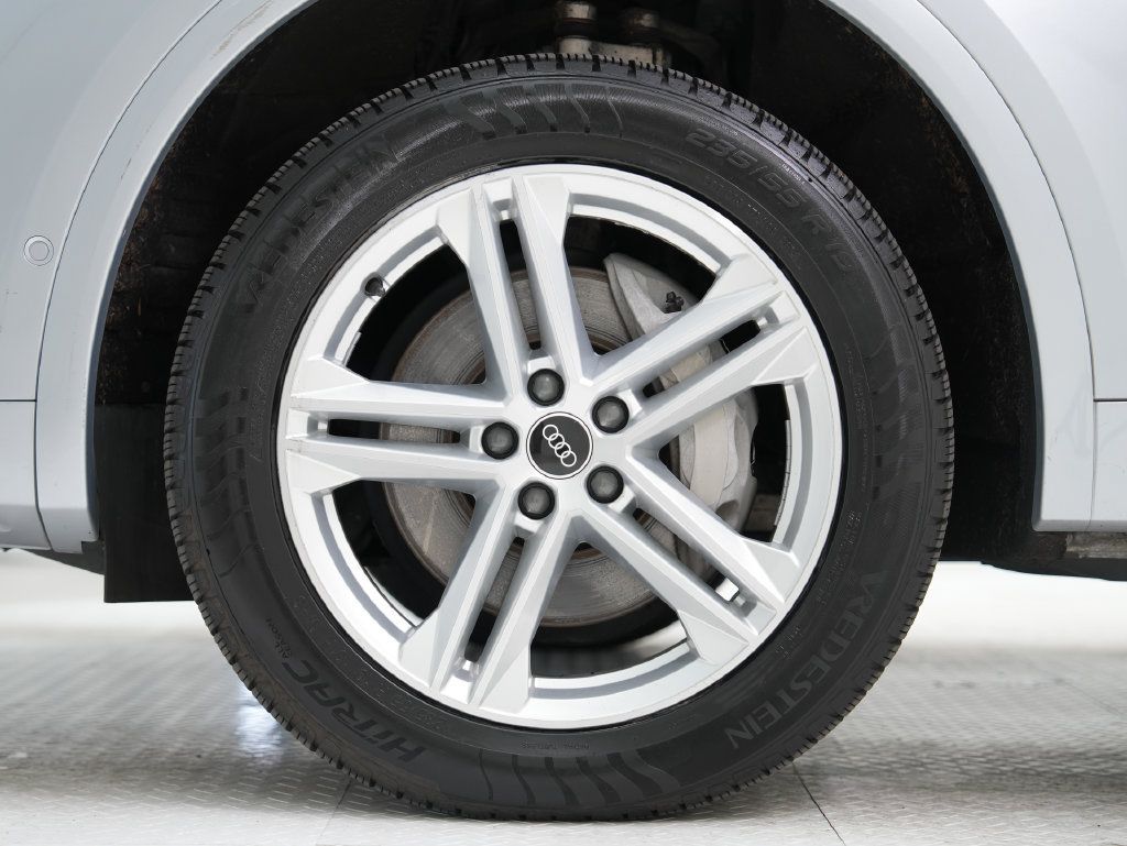 Used 2021 Audi Q5 e Prestige AWD/4WD image 26