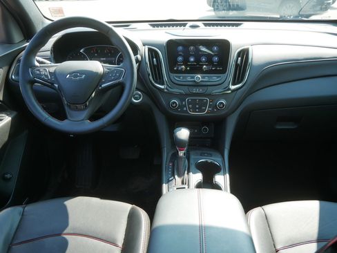 Used 2024 Chevrolet Equinox RS w/ RS Leather Package AWD/4WD image 10