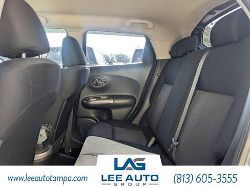 Used 2013 Nissan Juke S image 12