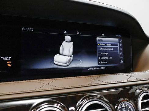 Used 2019 Mercedes-Benz Maybach S 560 4MATIC image 45