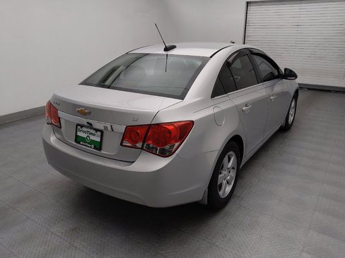 Used 2016 Chevrolet Cruze LT image 9